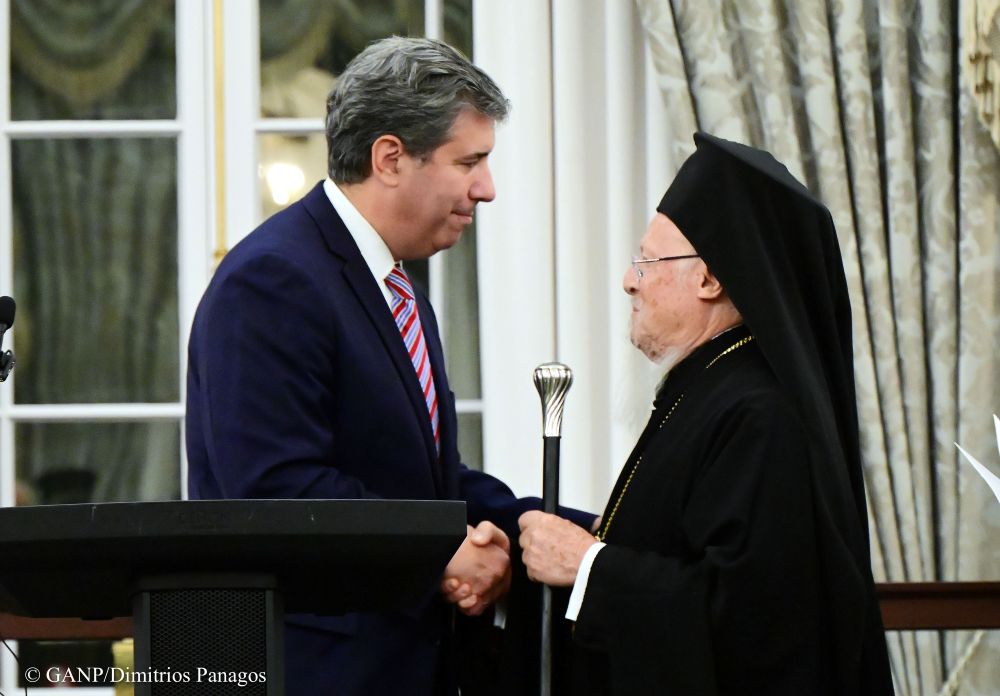 Συνάντηση της πρέσβη των ΗΠΑ με τον Αρχιεπίσκοπο Ιερώνυμο